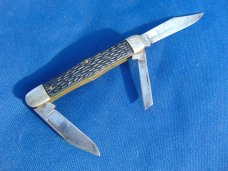Vintage 3 Blade ULSTER USA Stockman Pocket Knife Jigged Handles. Vintage 3 Blade ULSTER USA Stockman Pocket Knife Jigged Handles.
