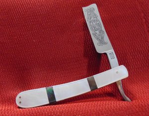  PARKER CUT. CO. THE AMERICAN FELLOWSHIP STRIGHT RAZOR GENUINE PEARL c1979/1983 RARE