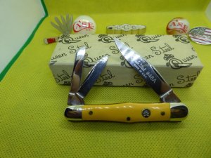Queen City Steel, yellow composite balloon whittler, near mint with box. #48A