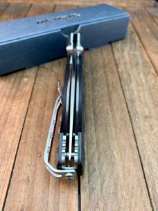 Mcusta Tactility Elite Black Linen Micarta VG-10 San Mai Blade Mcusta Tactility Elite Black Linen Micarta VG-10 San Mai Blade