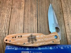 Mcusta Tactility Sengoku Series VG-10 Blade with Pakkawood Handles