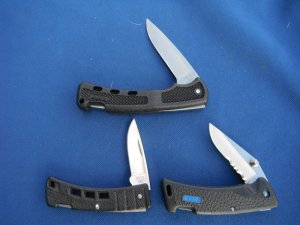 Buck USA, Buck Knives Lot OF 3 Folding Knives 425 & 444 & 455.  All USA made!!!
