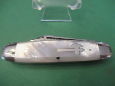 Fight'N Rooster  1995 Pearl Cattle Knife  1 of 100