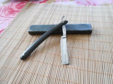 Straight Razor-Holley Lakeville Conn