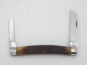 Queen Cutlery #15 half congress - Rare:  3 7/16” closed, circa 1946, genuine Roger bone handles