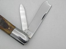 Queen Cutlery #25 Barlow with saw cut bone: 3 1/2” closed, late 1940s, no etched blade, Big “Q” Queen Cutlery #25 Barlow with saw cut bone: 3 1/2” closed, late 1940s, no etched blade, Big “Q”