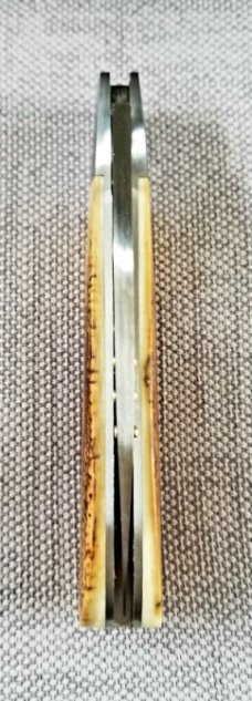 Steve Vanderkolff Mammoth Ivory,4" swayback, he uses dot system for pulls. CPM-154, diamond shield 