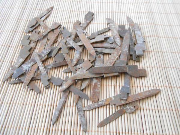 Fifty Knife Blades-Canastota Knife Co NY-Different Lengths