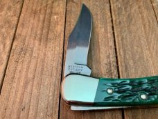 Hen and Rooster Lockback Green Jigged Bone Bertram Cutlery Solingen Germany Hen and Rooster Lockback Green Jigged Bone Bertram Cutlery Solingen Germany