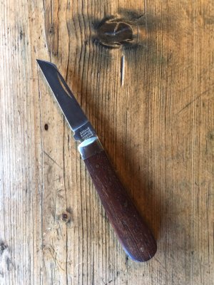 A. Wright & Son Sheffield, England Small Sheepsfoot Knife with Rosewood Scales and Sheepsfoot Blade