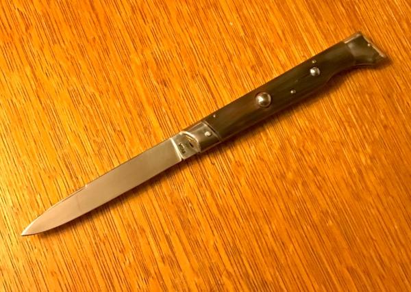 Minty / INOX BOC / Slant Bolster Minty / INOX BOC / Slant Bolster