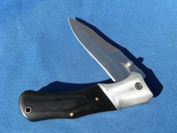 Boker Magnum folding pocket knife Boker Magnum folding pocket knife