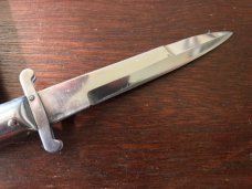 Rizzuto Estileto Milano, Marked Stainless Steel, Sharpened and Tiny Amount Of Peak Rizzuto Estileto Milano, Marked Stainless Steel, Sharpened and Tiny Amount Of Peak