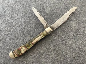 UTICA CUTLERY CO.  Light Trapper Knife