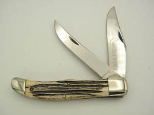 Queen Cutlery Co. #39 Two Blade Folding Hunter in Winterbottom Bone: 5 1/4” closed;