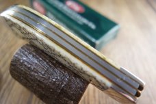 CASE SNAKE SKIN BONE SMALL SADDLEHORN T.B. 62110 AMKCA 2005 CLUB KNIFE 15 OF 28 NEW IN BOX + PAPERS CASE SNAKE SKIN BONE SMALL SADDLEHORN T.B. 62110 AMKCA 2005 CLUB KNIFE 15 OF 28 NEW IN BOX + PAPERS