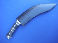 Genuine Gurkha khukuri / Kukri knife 11 Inch Blade w/Original Matching Scabbard. VERY sharp!!! Genuine Gurkha khukuri / Kukri knife 11 Inch Blade w/Original Matching Scabbard. VERY sharp!!!
