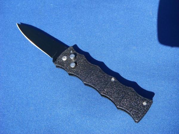 NOS Automatic Knife NOS Affordable, economy auto, switchblade / automatic knife. New Old Stock NOS Automatic Knife NOS Affordable, economy auto, switchblade / automatic knife. New Old Stock