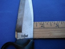 DISCONTINUED UNITED CUTLERY "Trench Knife" knuckle guard design fixed blade knife