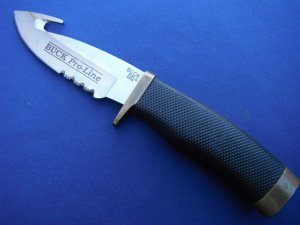 Buck USA PRO-LINE 691 Hunting Knife w/Gut Hook, ZIPPER SKINNING KNIFE WITH SHEATH MADE in USA!!!!