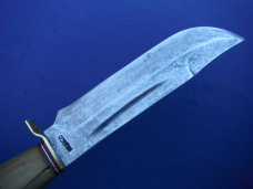 Vintage Hand Forged Custom-Made Camp Knife / Fixed Blade Knife with Horn Handle. Made in Mexico Vintage Hand Forged Custom-Made Camp Knife / Fixed Blade Knife with Horn Handle. Made in Mexico