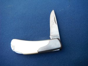 Valor, Sakurai 431  folding pocket knife with mother of pearl scales, made in Japan!!!