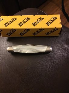 BUCK USA B303-PP-0 IMITATION MOTHER OF PEARL HANDLE STOCKMAN WITH THREE BLADE STOCKMAN NEW IN BOX BUCK USA B303-PP-0 IMITATION MOTHER OF PEARL HANDLE STOCKMAN WITH THREE BLADE STOCKMAN NEW IN BOX