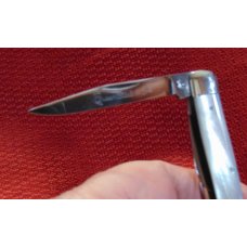 VINTAGE OLD MINT CONDITION QUEEN STOCKMAN POCKET KNIFE GENUINE PEARL # 54 c1945/1955 VINTAGE OLD MINT CONDITION QUEEN STOCKMAN POCKET KNIFE GENUINE PEARL # 54 c1945/1955
