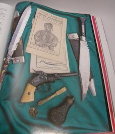 RARE* THE BOWIE KNIFE BOOK N.M. Unsheathing an American Legend by N. Flayderman RARE* THE BOWIE KNIFE BOOK N.M. Unsheathing an American Legend by N. Flayderman