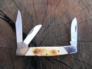 LARGE STOCKMAN / CATTLE KNIFE CAMEL BONE SCALES 
