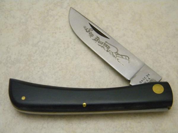 Case XX Stainless USA 3 Dot (1977) Black 2138 "Cale Yarborough 1976" Champion Etch Sodbuster Knife Case XX Stainless USA 3 Dot (1977) Black 2138 "Cale Yarborough 1976" Champion Etch Sodbuster Knife