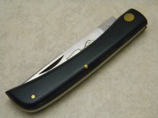 Case XX Stainless USA 3 Dot (1977) Black 2138 "Cale Yarborough 1976" Champion Etch Sodbuster Knife Case XX Stainless USA 3 Dot (1977) Black 2138 "Cale Yarborough 1976" Champion Etch Sodbuster Knife