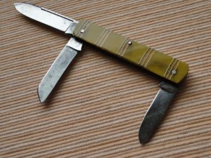 WALKILL RIVER WORKS WALDEN NY CANDY STRIPE CELLULOID CATTLE KNIFE ca. 1920-31