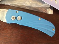 Dynamic Knife Design (DKD) Stingray Switchblade Knife, W. R. Clark Hand Ground Blade, Light Use Dynamic Knife Design (DKD) Stingray Switchblade Knife, W. R. Clark Hand Ground Blade, Light Use