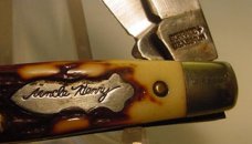 834 UH medium stockman in original mahogany Schrade Walden display case 834 UH medium stockman in original mahogany Schrade Walden display case