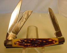 834 UH medium stockman in original mahogany Schrade Walden display case 834 UH medium stockman in original mahogany Schrade Walden display case