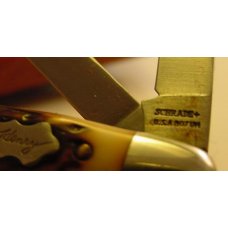 Schrade USA 807 UH baby stockman in original Schrade Walden mahogany display case Schrade USA 807 UH baby stockman in original Schrade Walden mahogany display case