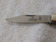 Vintage HUBERTUS SOLINGEN GERMANY SWITCHBLADE, MINT TO NEAR MINT CONDITION, LEVER ACTION Vintage HUBERTUS SOLINGEN GERMANY SWITCHBLADE, MINT TO NEAR MINT CONDITION, LEVER ACTION