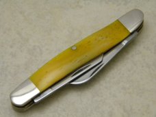 Moore Maker, Inc. Matador, Texas USA (Queen Cutlery) 5301B Bone Stockman Knife NIB