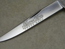 Robeson ShurEdge Rochester NY (by Queen Cut. Co.) Rogers Bone Q622113 Toothpick Knife in Box