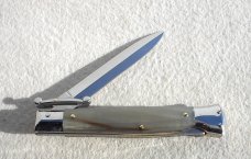 NEW OLD STOCK 1980's ITALIAN STILETTO 9" GENUINE BRAZILIAN HORN SWING GUARD LOCK BACK