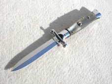 NEW OLD STOCK 1980's ITALIAN STILETTO 9" GENUINE BRAZILIAN HORN SWING GUARD LOCK BACK