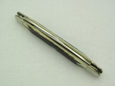 Queen Cutlery #3 Sleeveboard Pen Winterbottom bone: 3 3/8” closed, 1958 - 1960 Queen Cutlery #3 Sleeveboard Pen Winterbottom bone: 3 3/8” closed, 1958 - 1960