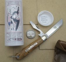 Great Eastern Cutlery Beer Scout Knife with Beer Barrel Oak Scales. ...........................(302) Great Eastern Cutlery Beer Scout Knife with Beer Barrel Oak Scales. ...........................(302)