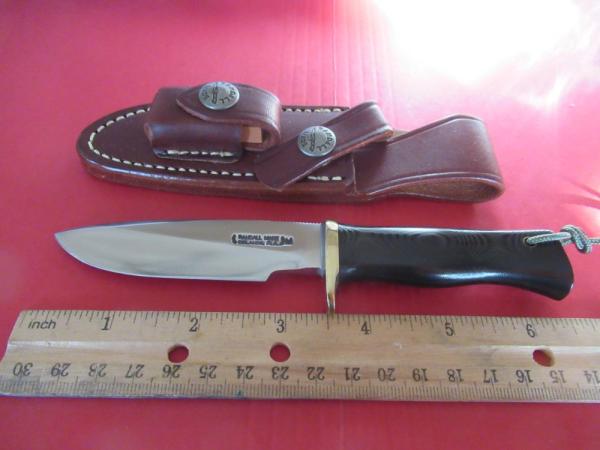 Randall Miniature Model #28  Drop Point Hunter Number 5 in a Series  Randall Mini