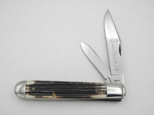 Queen Cutlery Co. #28 English Jack in Winterbottom Bone: 4 1/2” closed; 1958 - 1960
