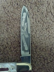 1998 Bulldog Brand Anglo Saxon Whittler with MOP handles Near Mint in Box 1998 Bulldog Brand Anglo Saxon Whittler with MOP handles Near Mint in Box