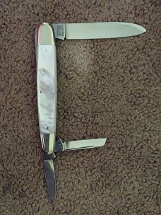1998 Bulldog Brand Anglo Saxon Whittler with MOP handles Near Mint in Box 1998 Bulldog Brand Anglo Saxon Whittler with MOP handles Near Mint in Box