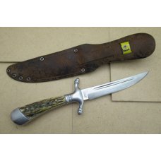 Vintage PUMA Knife. Pre 1964 with Original Sheath. ............................................(300) Vintage PUMA Knife. Pre 1964 with Original Sheath. ............................................(300)