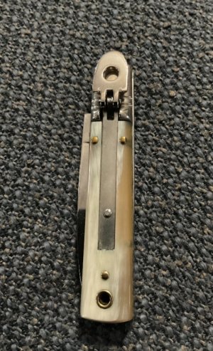 AKC Lever lock Auto